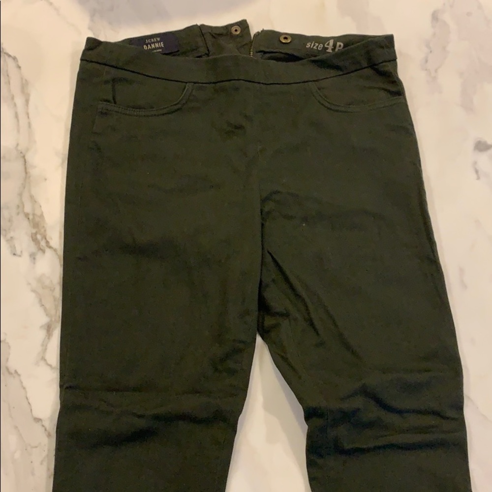 Jcrew Dannie pant in Army green, Size 4 petite